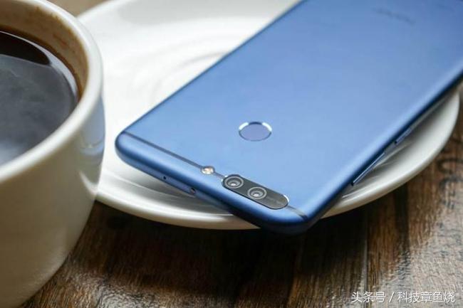 光荣v9对比光荣9拍照效果,光荣v9拍人像效果