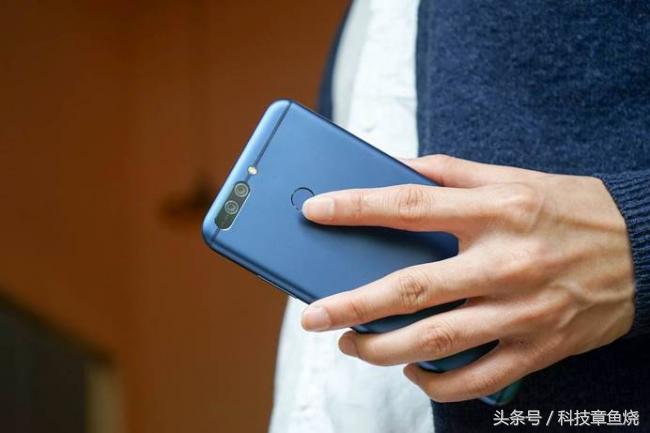 光荣v9对比光荣9拍照效果,光荣v9拍人像效果