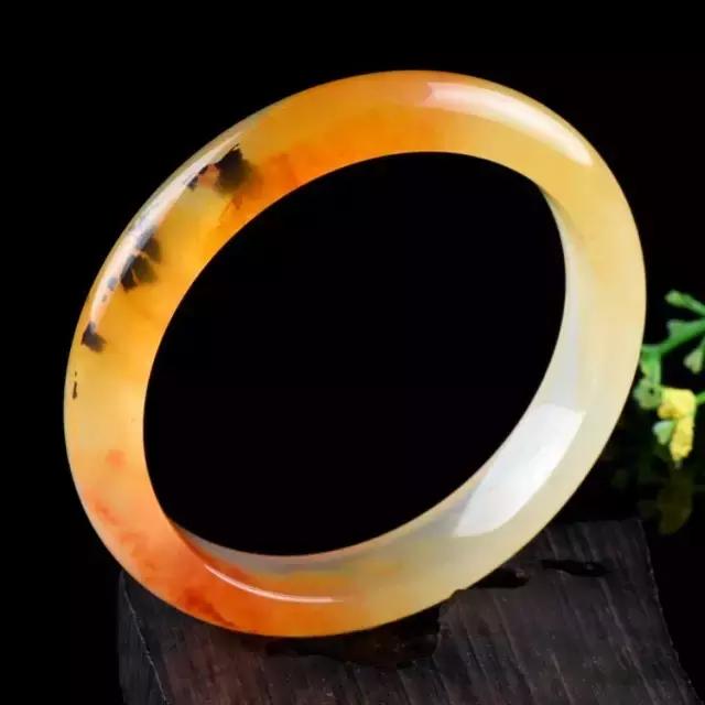 黄龙玉的正确保养方法,黄龙玉要用油养是假的黄龙玉吗