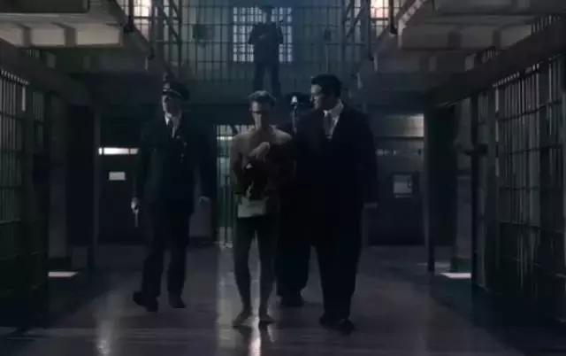 电影一座神奇的监狱,一个监狱在一个岛上电影