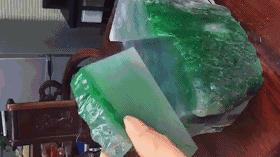 翡翠为什么能成为日本国石,新西兰国石的翡翠