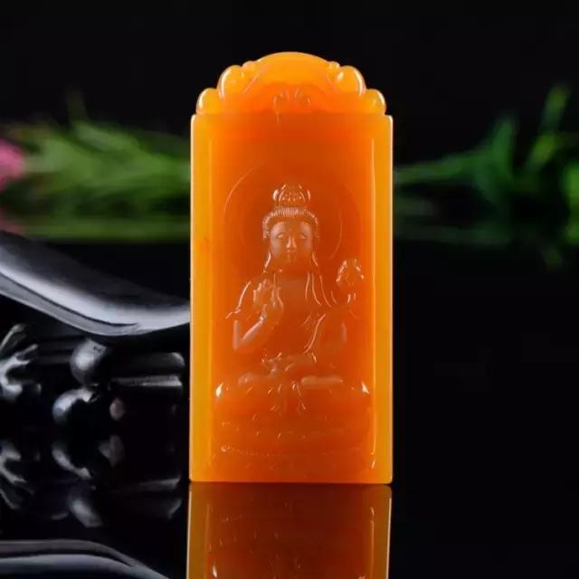 黄龙玉手镯费料，导致黄龙玉手镯价格高？