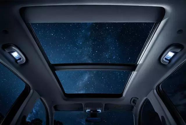 雪佛兰探界者车顶放自行车,1.5t的雪佛兰探界者值得买吗