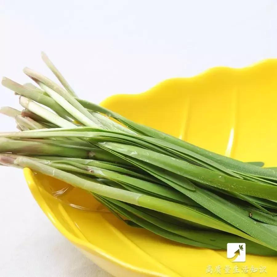 胃痛胃胀打嗝怎么办小偏方,打嗝不止怎么办中医教你小偏方