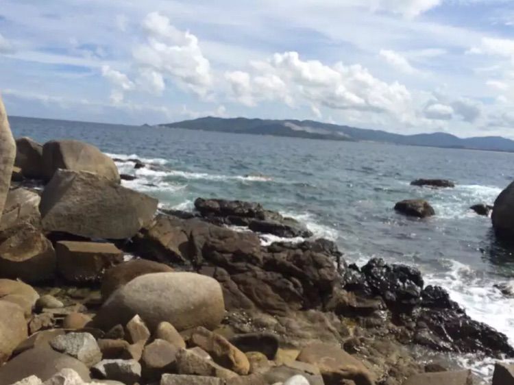 浪在枕边海在眼前——海南三亚行