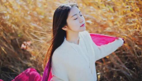 自己一个人拍照怎样摆pose才好看,学会这十个pose怎么拍照都好看