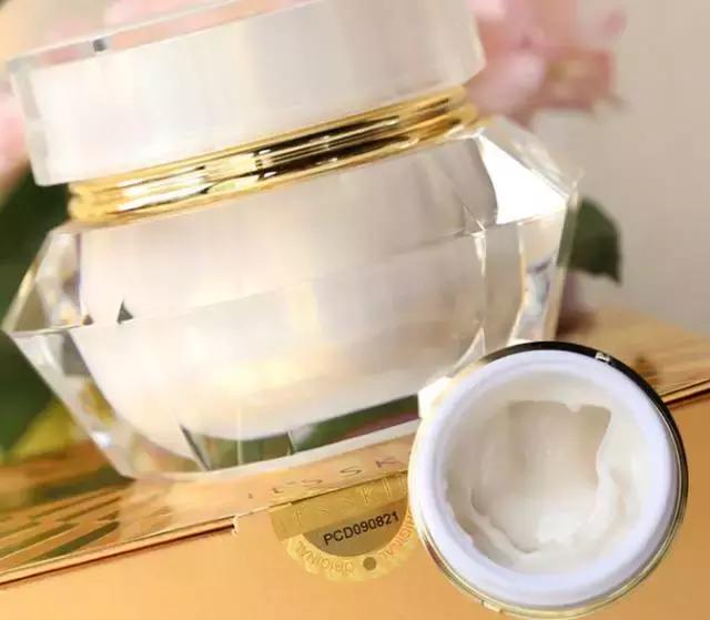 香港化妆品有假货吗,香港专柜化妆品跟内地对比