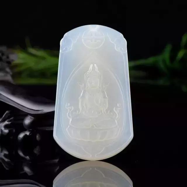 黄龙玉手镯费料，导致黄龙玉手镯价格高？