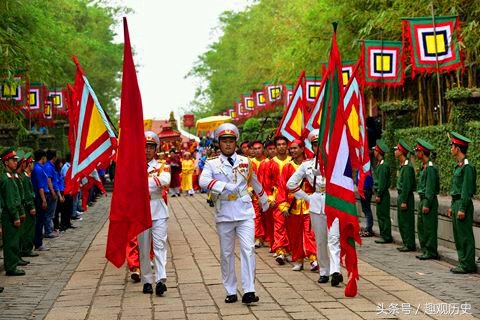 越南人说中国人是龙的传人,越南人自称龙的传人