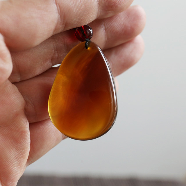 俄罗斯琥珀蜜蜡怎么鉴定,出土琥珀蜜蜡鉴定