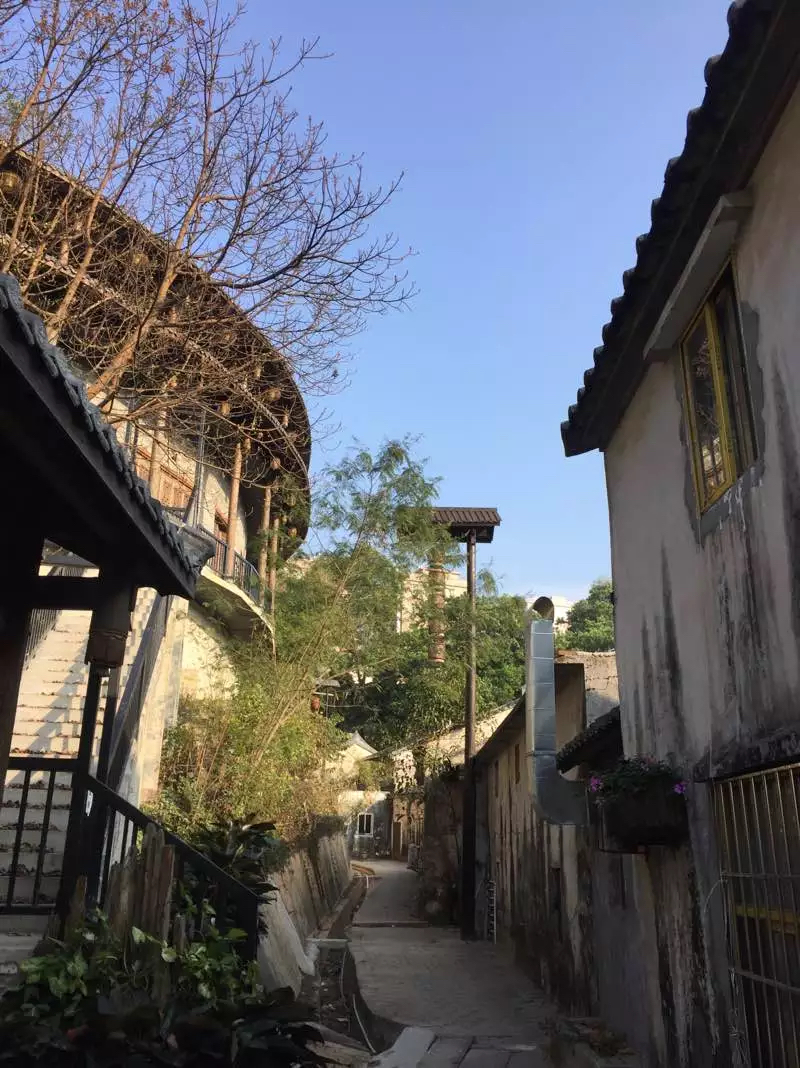 带娃没地方去？就到甘坑客家小镇走一走吧！