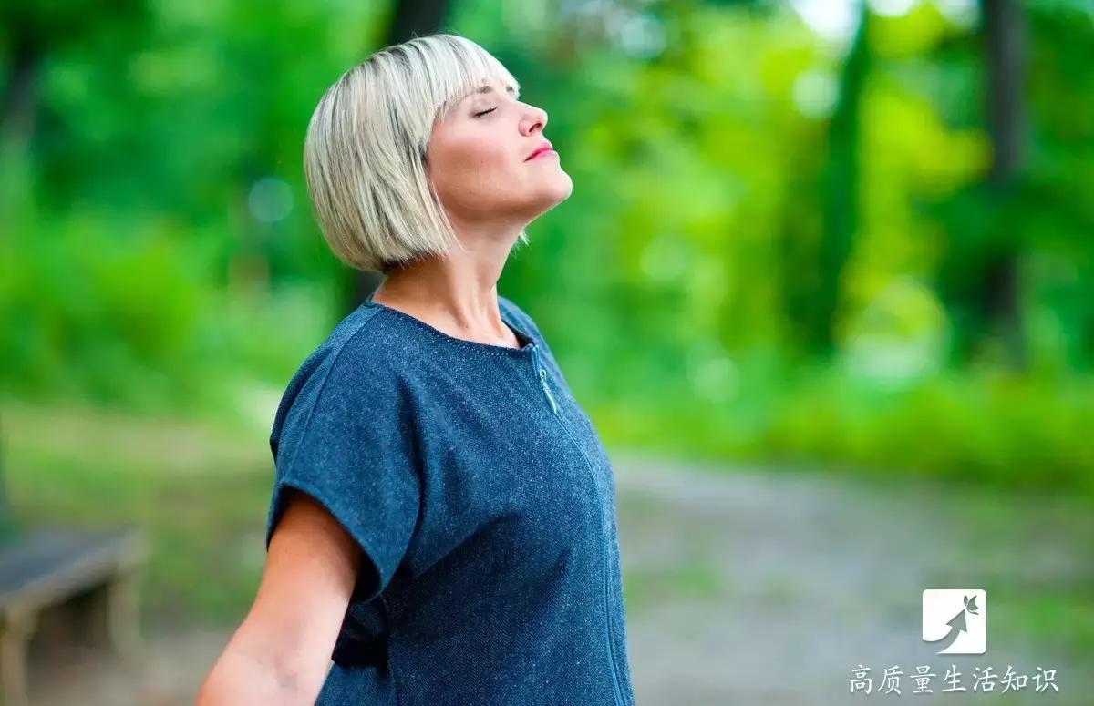 胃痛胃胀打嗝怎么办小偏方,打嗝不止怎么办中医教你小偏方