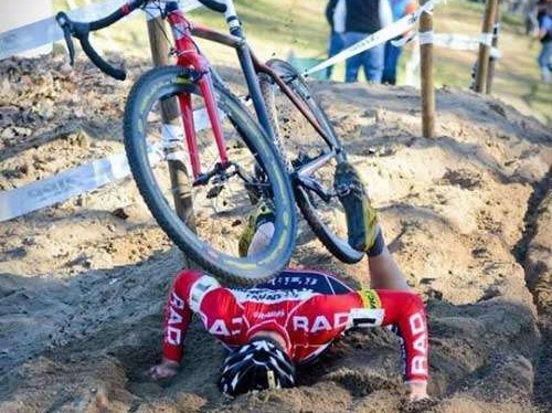 体育场上的搞笑瞬间合集,体育赛场上的爆笑瞬间