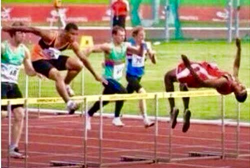 体育场上的搞笑瞬间合集,体育赛场上的爆笑瞬间