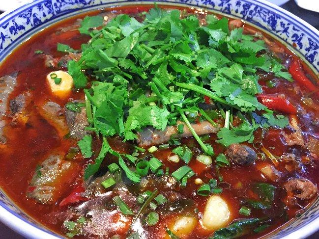 峨眉山吃住行,峨眉山吃住最佳攻略