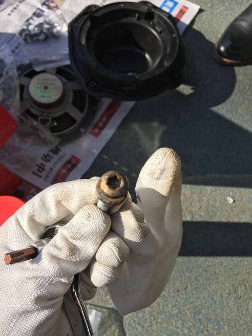 爱她，就自己去安慰她，自己动手“大保健”