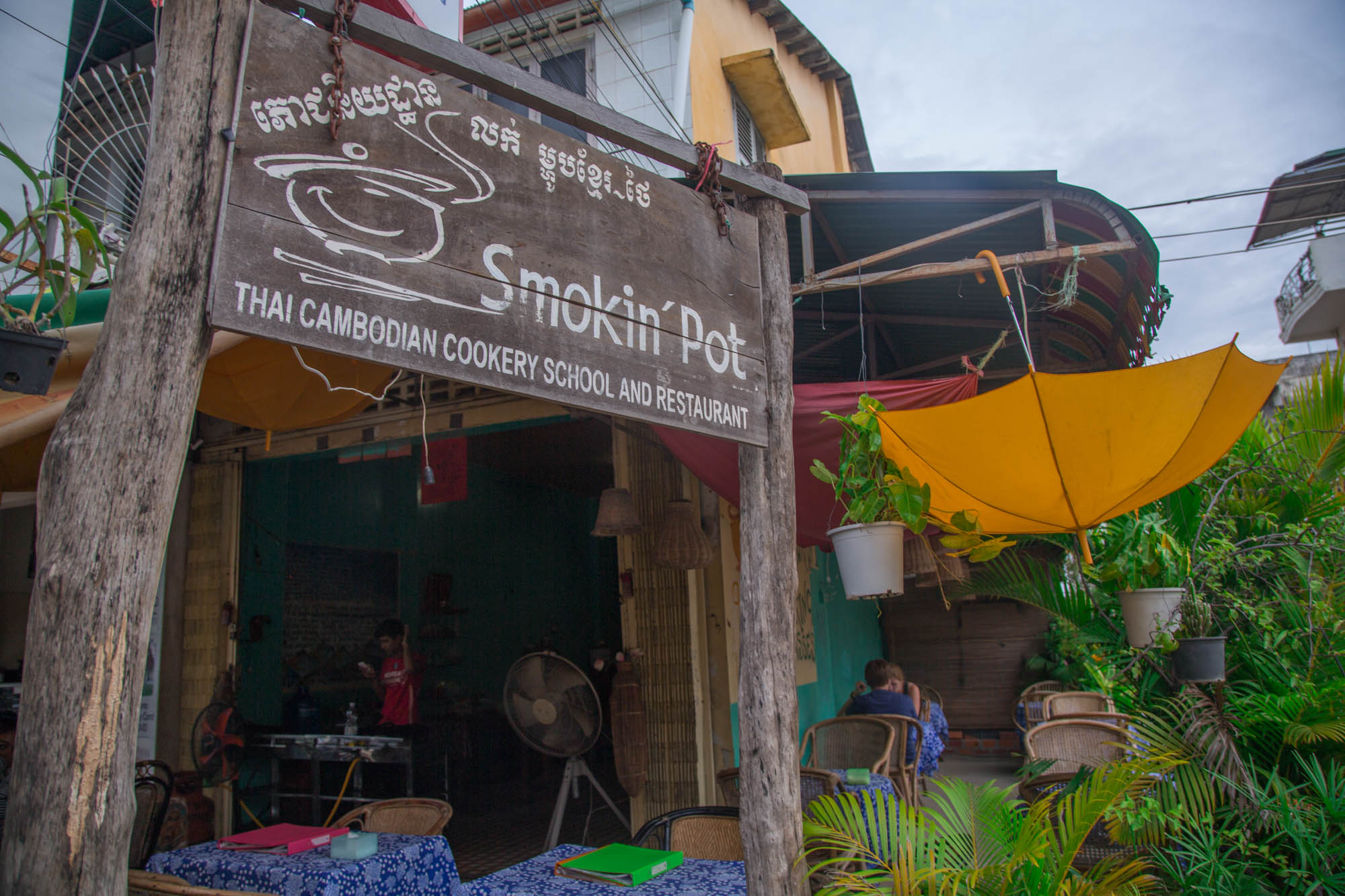 柬埔寨马德望竹制小火车,柬埔寨马德望生活