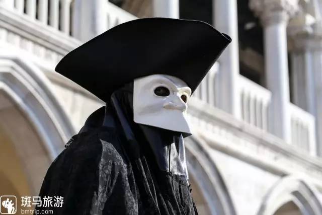 威尼斯丨桥与巷与假面