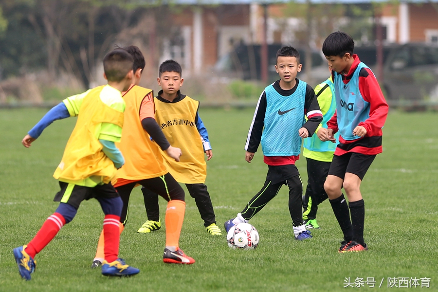 踢足球可以上重点初中和高中吗,西安青少年足球选拔