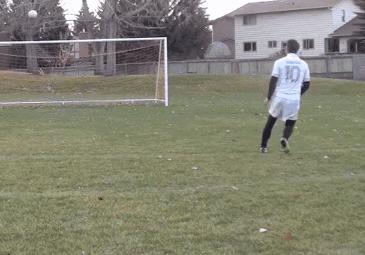 博格巴外脚背射门大全,足球技巧教程外脚背传球