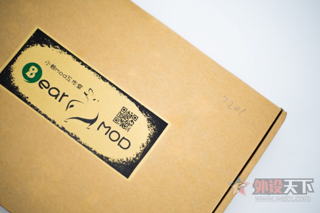 大神亲手绘制图案随心所欲——小熊MOD定制鼠标垫评测