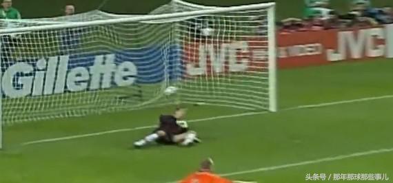 1998鏖战法兰西/40尼维尔*案惨**警世季军战双星闪耀