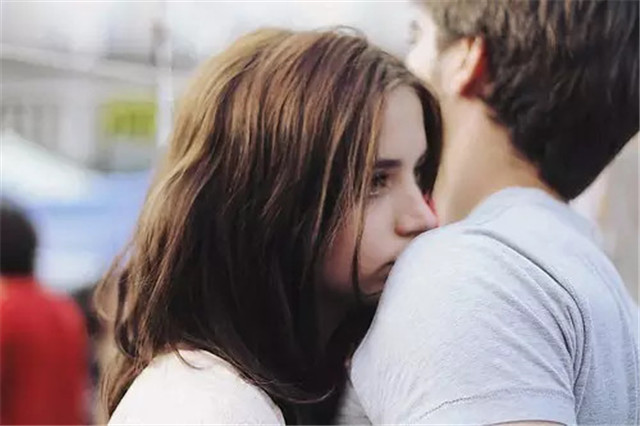 男人经常说这三句话说明他很爱你,男人在这三种方面说明他对你真心