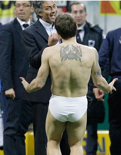 意大利18岁小将放弃职业足球生涯,意大利足球堕落球星