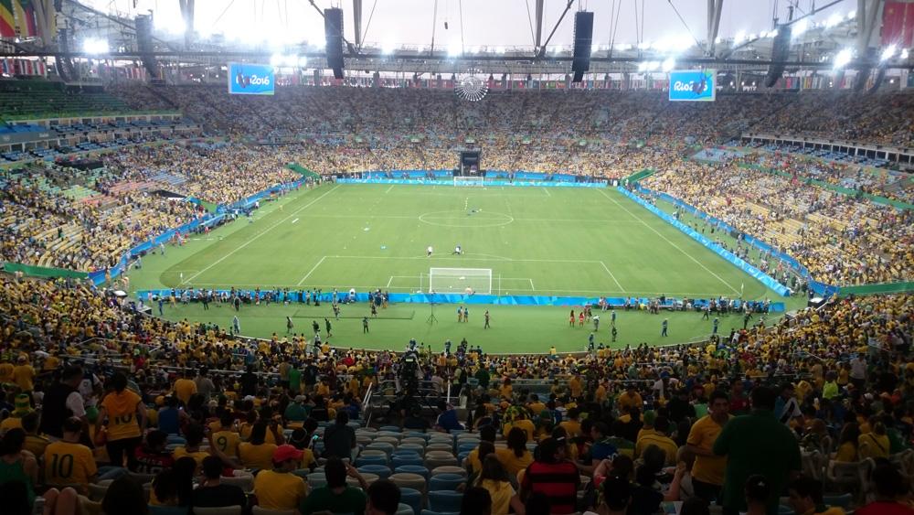 中国最先进的十大足球场,世界上最出名的十大足球场