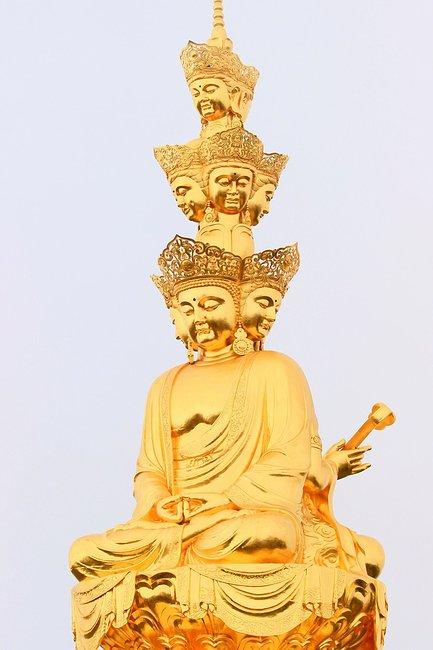 峨眉山吃住行,峨眉山吃住最佳攻略