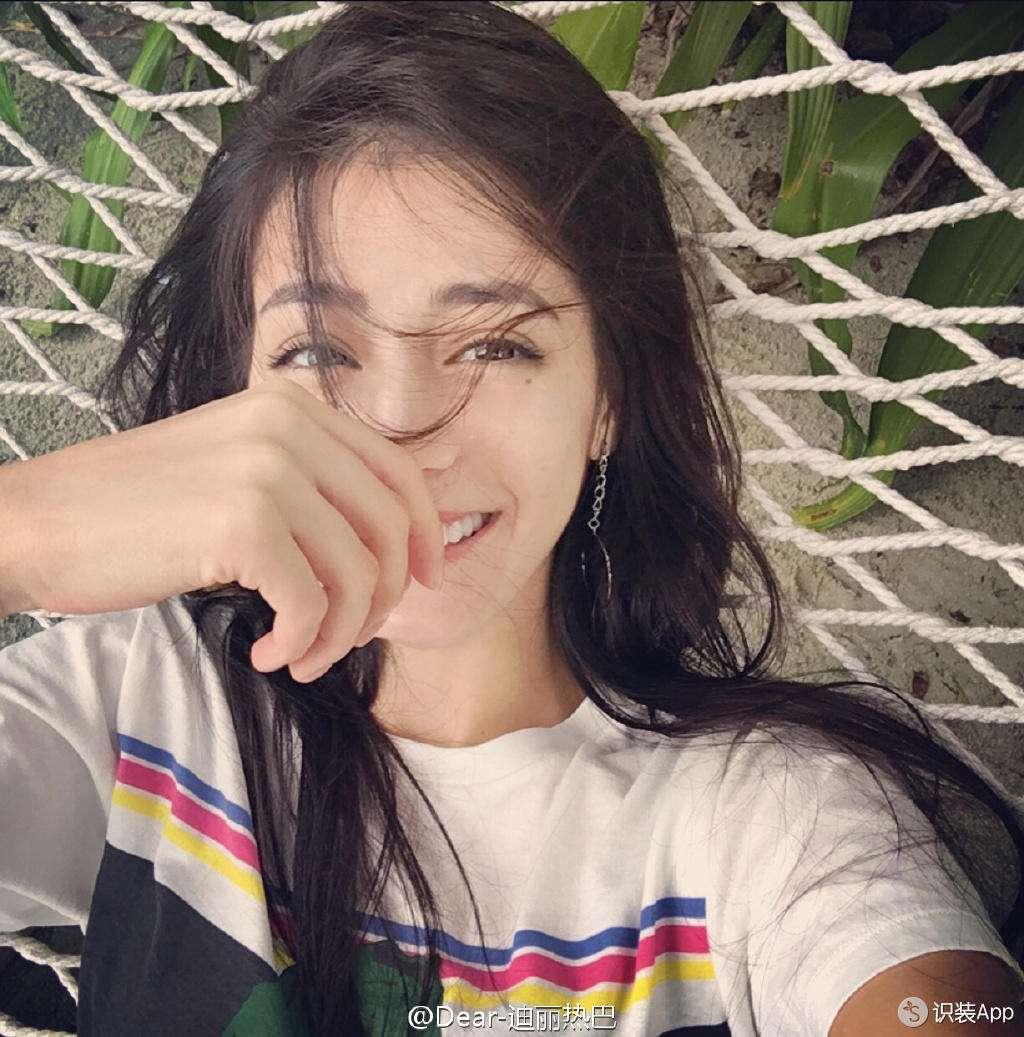 热巴回应与杨幂关系,热巴的表现让杨幂惊呆了