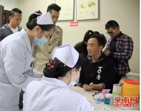 献出熊猫血爱心接力延续生命,熊猫血生命接力抢救记