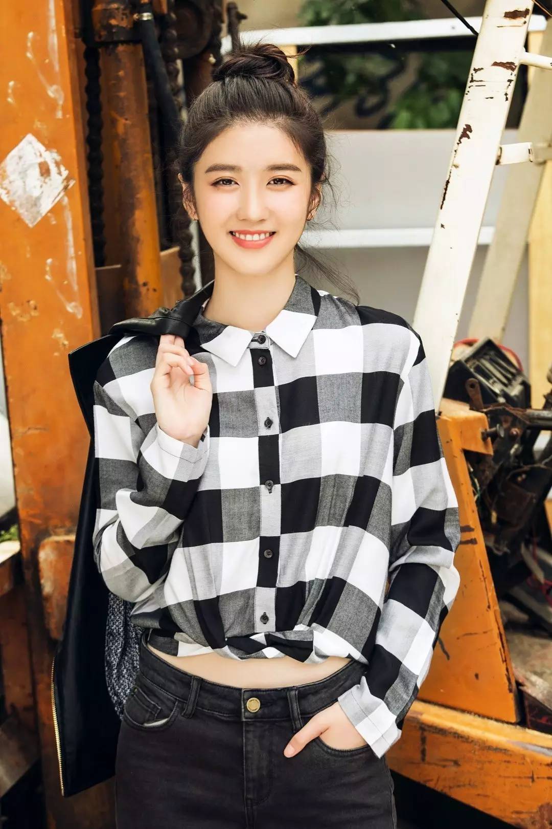 李凯馨妆容教程,李凯馨彩虹妆