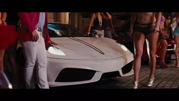 搞笑丨银川小伙约美女看速8，结果悲剧了~