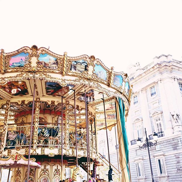 情人节礼物挑这几个准没错 (情人节礼物总有一款适合你)