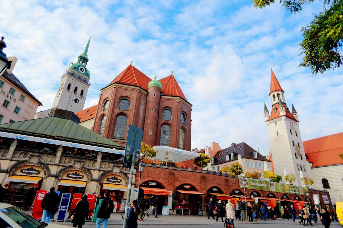 中国最先进的十大足球场,世界上最出名的十大足球场