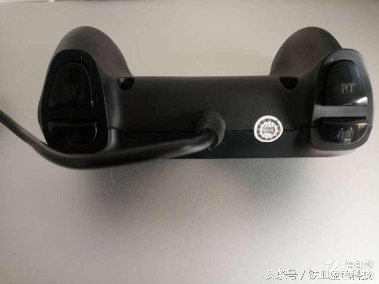 游戏手柄北通蝙蝠三,北通蝙蝠3s手柄怎么玩我的世界