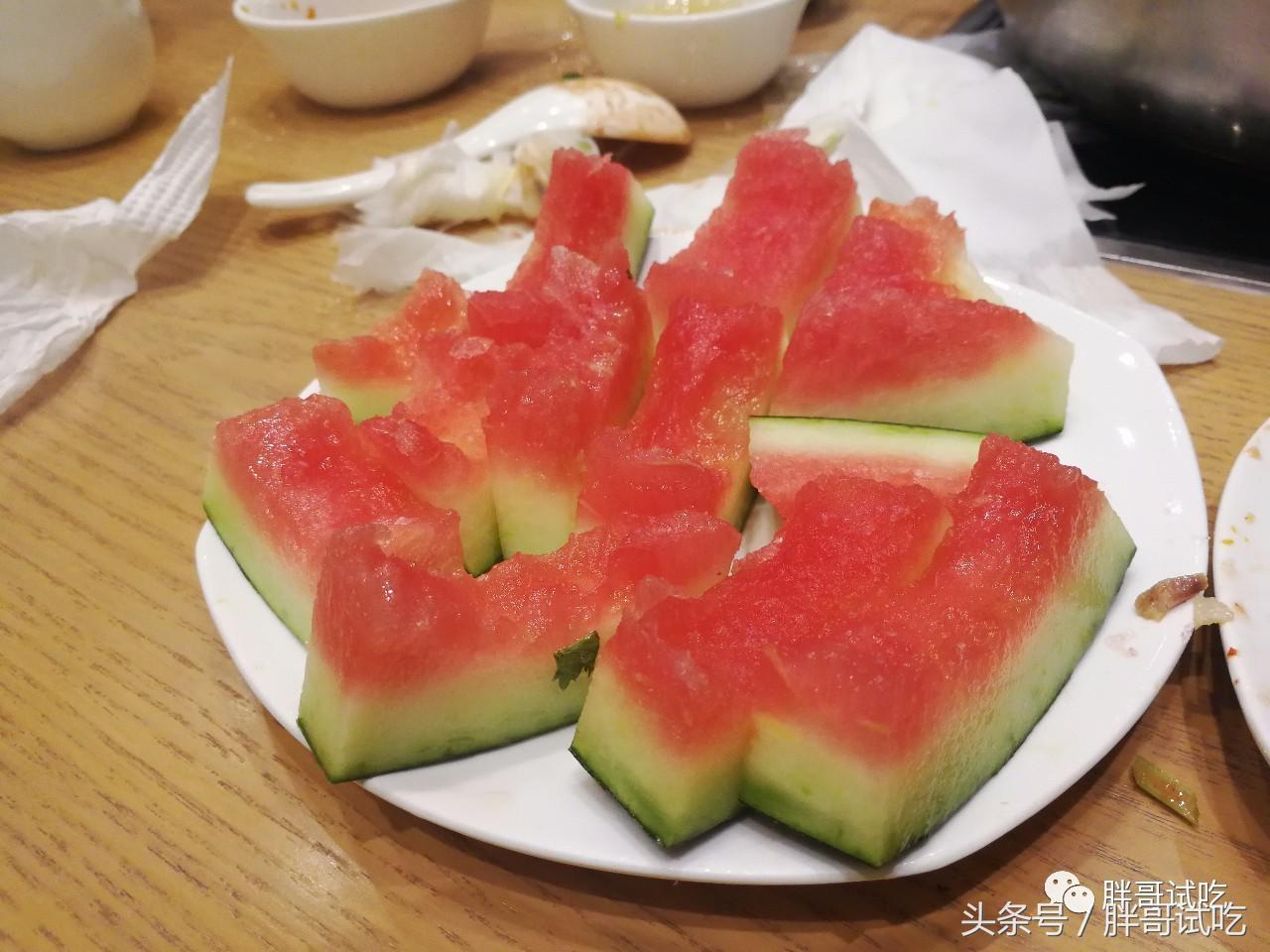 胖哥试吃的火锅底料,试吃云南牛肉火锅