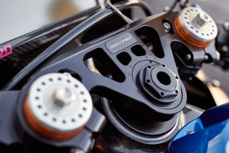 宝马hp4race和hp4极速对比,宝马bmwhp4race公路版