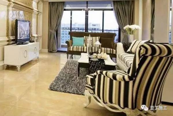 客厅地砖选哪种好看实用,居家一般客厅用什么地砖比较实用