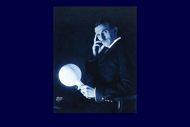 尼古拉特斯拉宇宙方程,尼古拉特斯拉引力理论