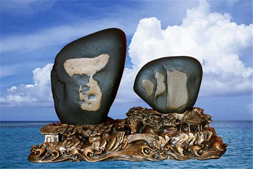 这两块石头他整整等了6年才买下，刚运回家就有人出价40万