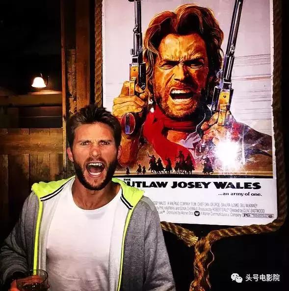 速度与豪情8出现的儿子是谁演的,速度与豪情8中红色老爷跑车