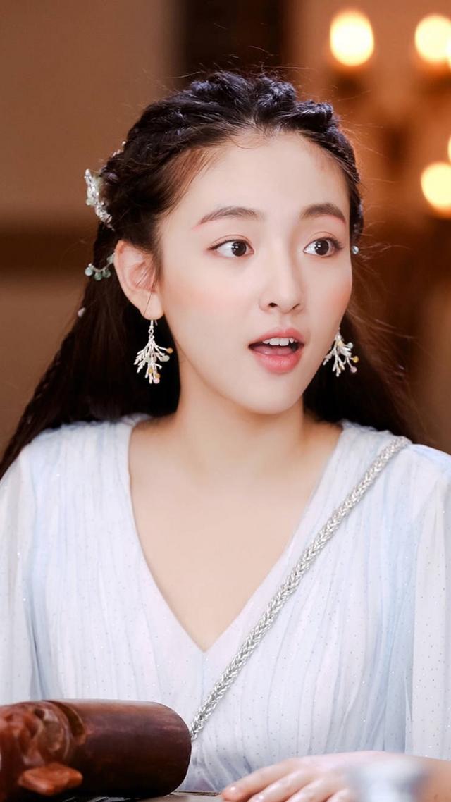 李沁古装发型编发盘发,李沁发型编发教程古装