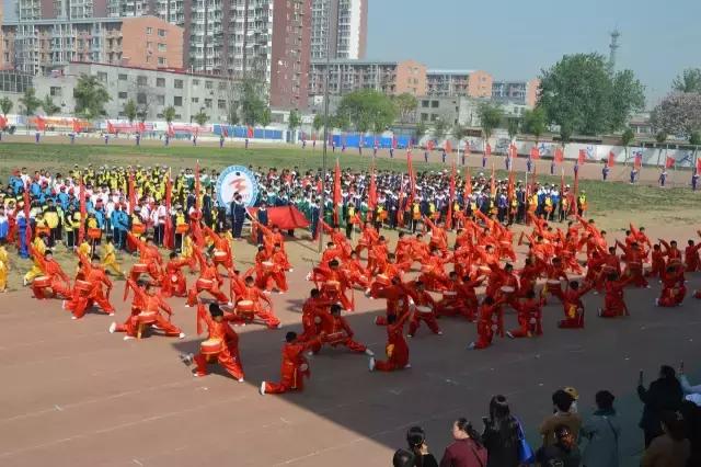 安国市实验小学田径运动会开幕式,全市中小学生田径运动会开幕式