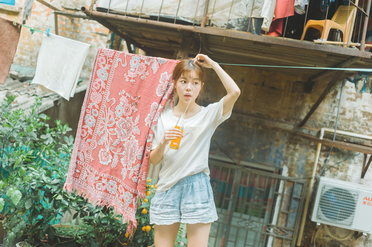 如何与女生聊天找话题,如何与女生聊天的书