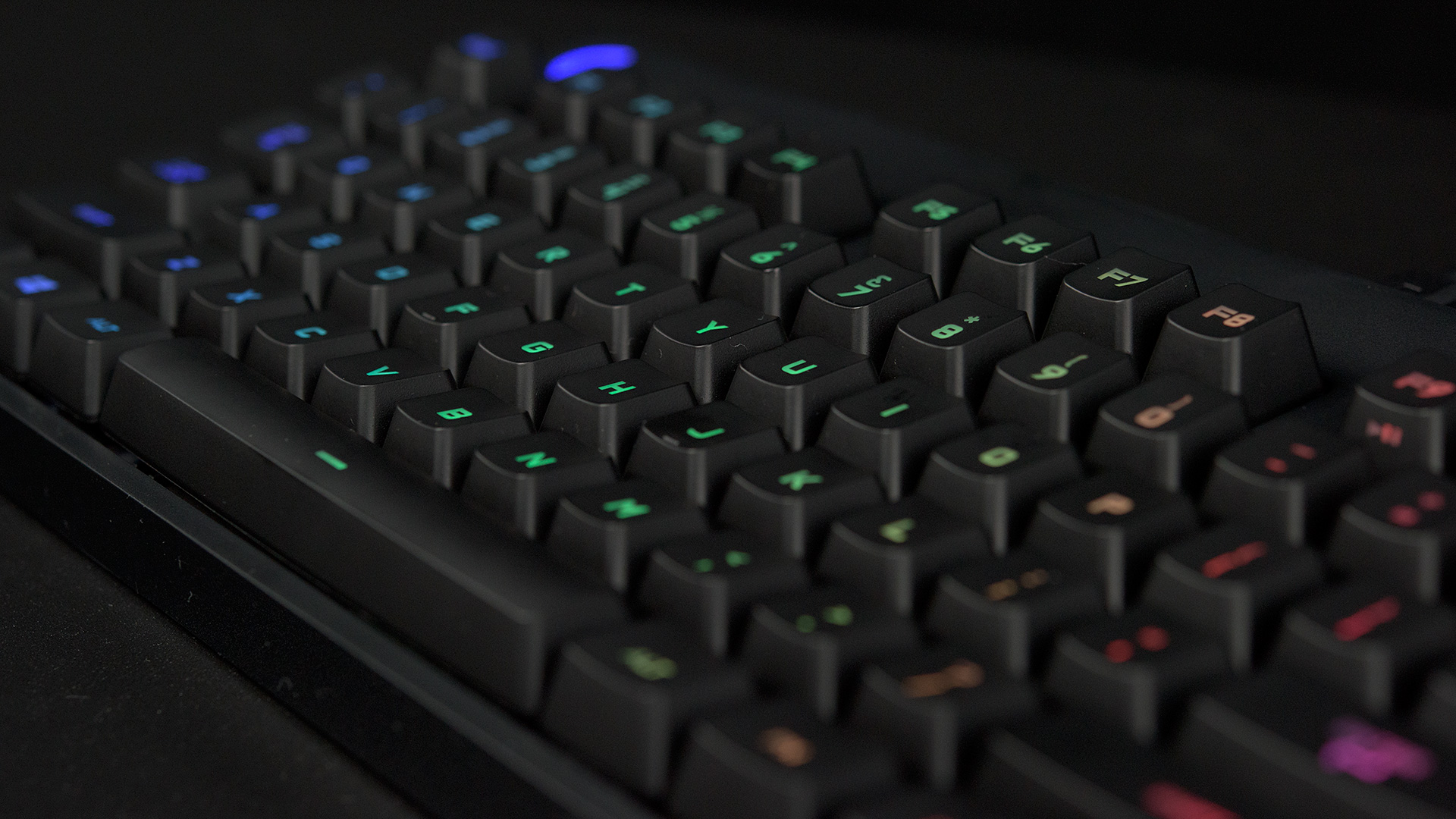 罗技无线键鼠电竞套装推荐,罗技键盘pro评测