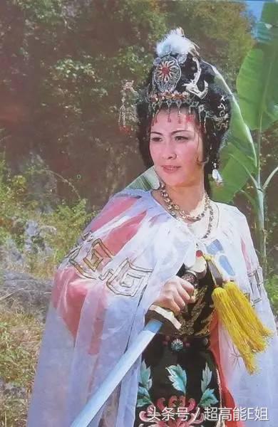 西游记三十年再聚首杨洁六小龄童,西游记杨洁六小龄童