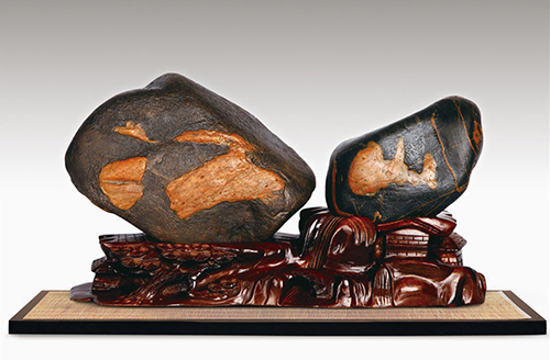 这两块石头他整整等了6年才买下，刚运回家就有人出价40万