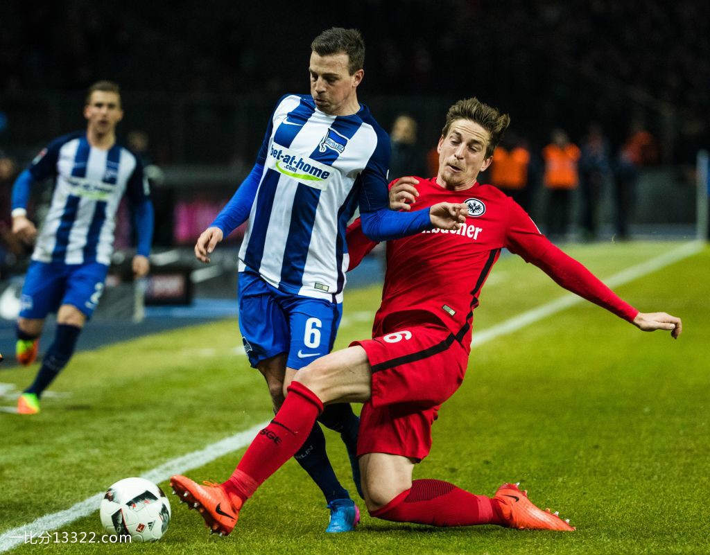 三大后卫,三后卫足球阵容